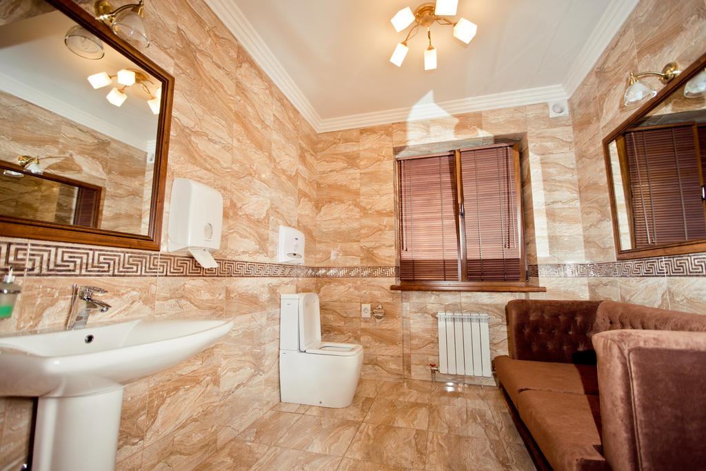 Grand Sport Hotel Brovary Extérieur photo