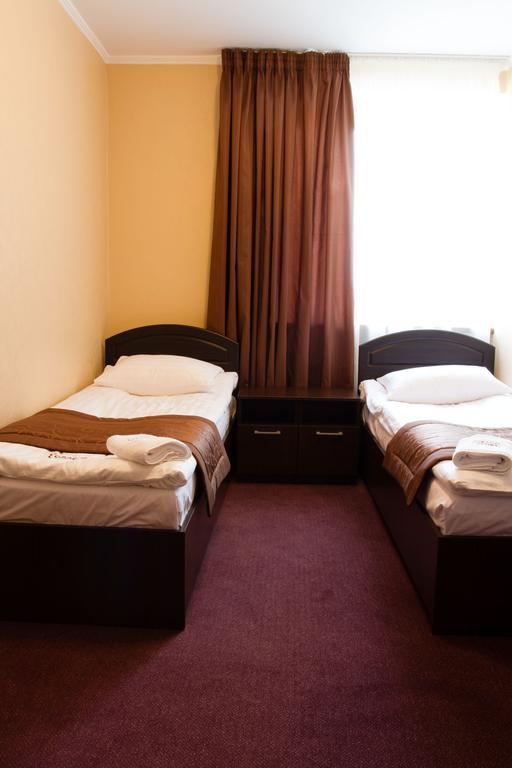 Grand Sport Hotel Brovary Extérieur photo