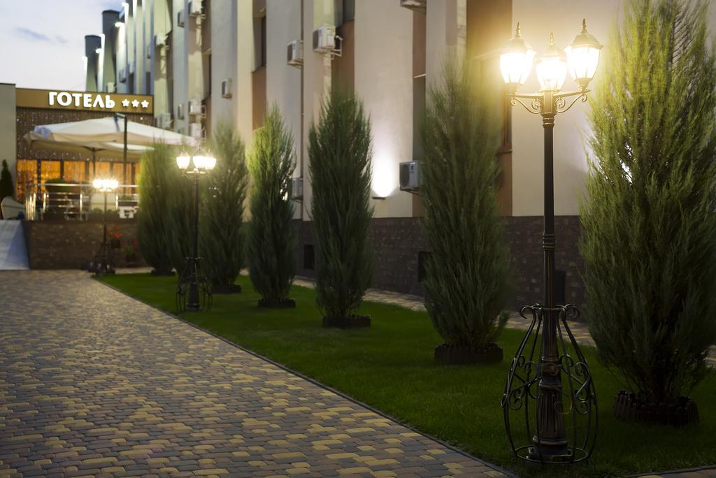 Grand Sport Hotel Brovary Extérieur photo